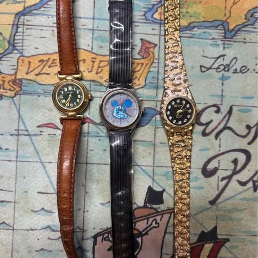 Lot of 3 vintage watches (get all 3)